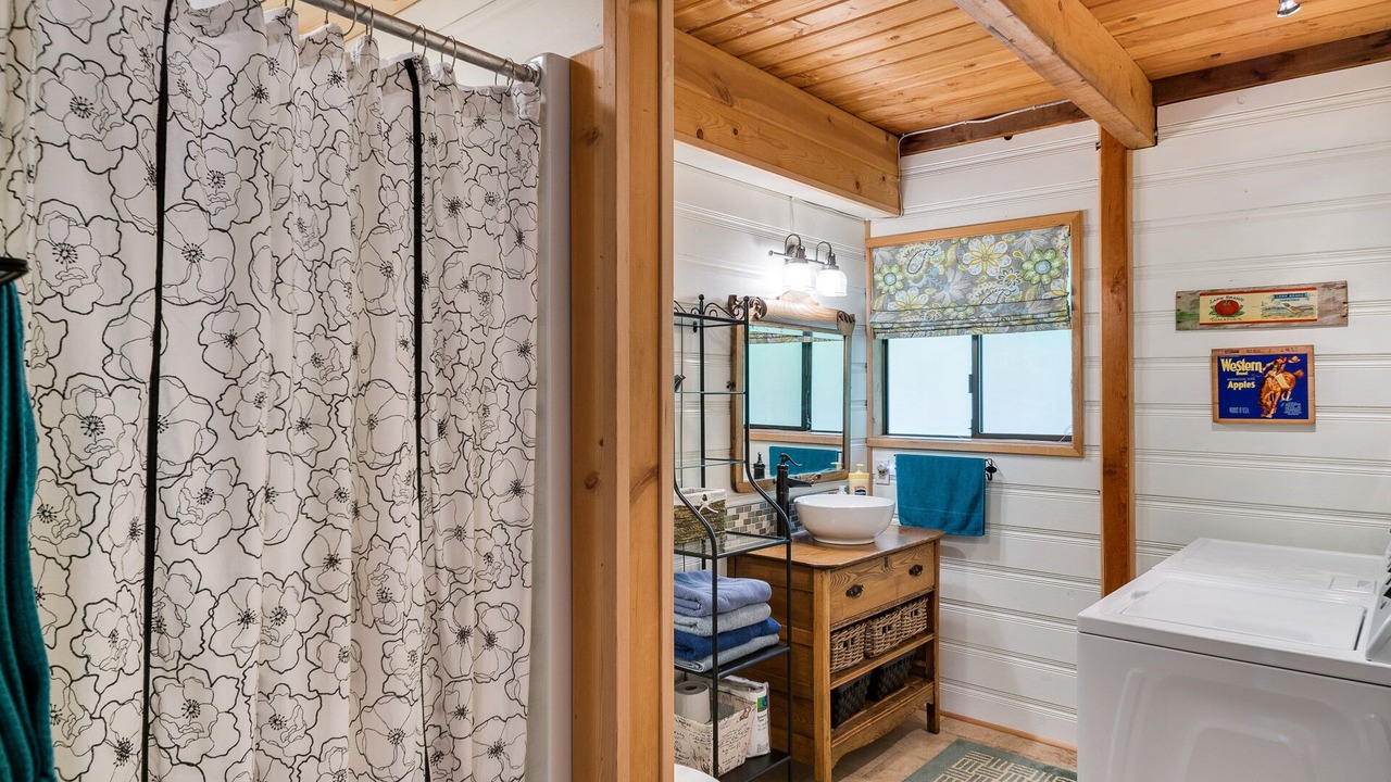Photo of Bathroom in Ardenvoir