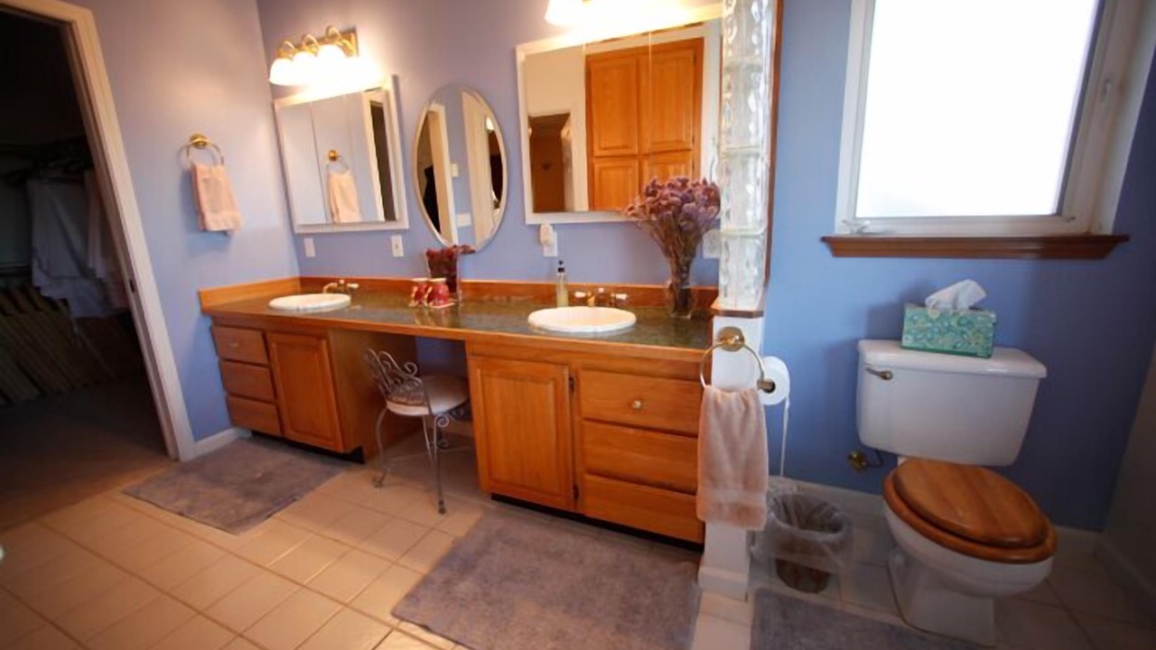 Photo of Bathroom in Hood River