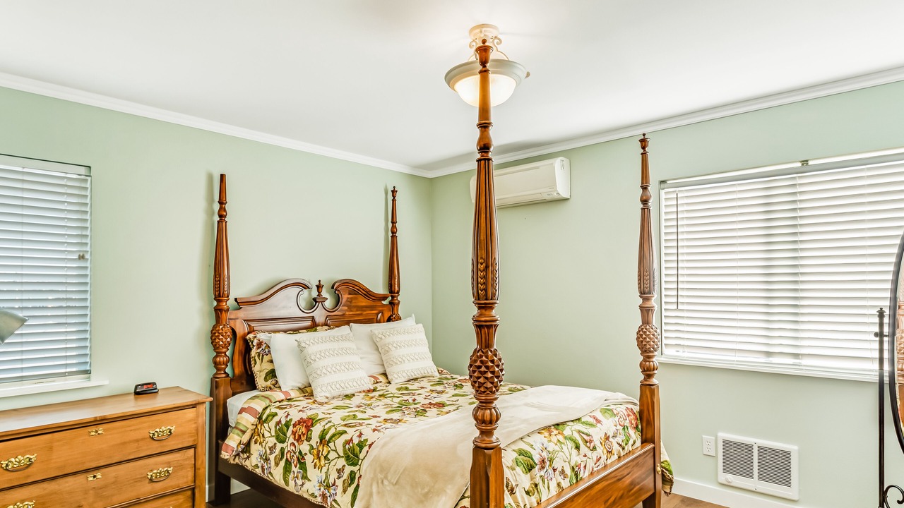 Photo of Bedroom in Westport