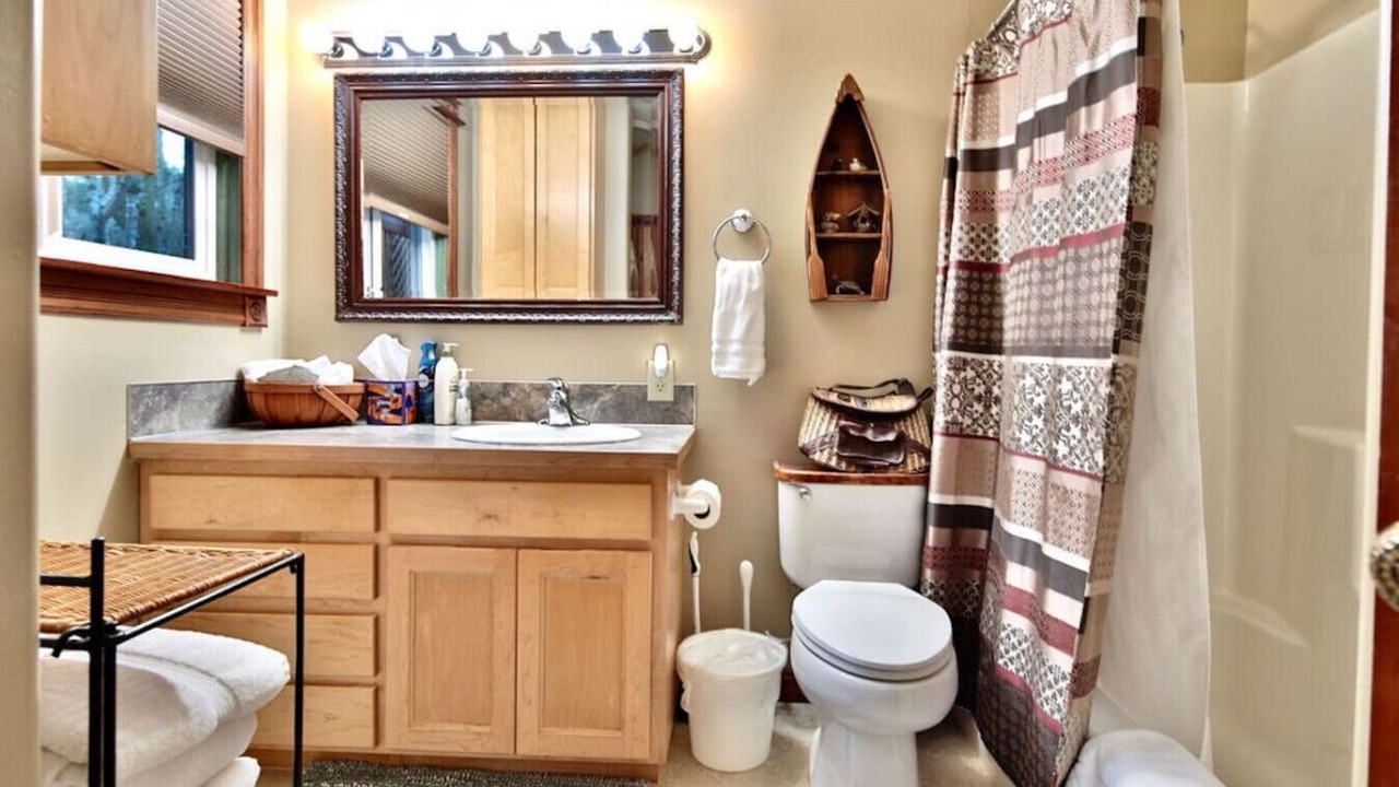 Photo of Bathroom in Beaver