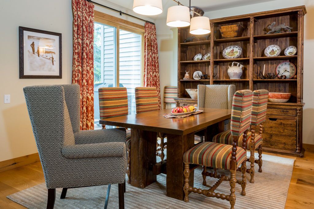 Photo of Livingroom in Elkhorn Village