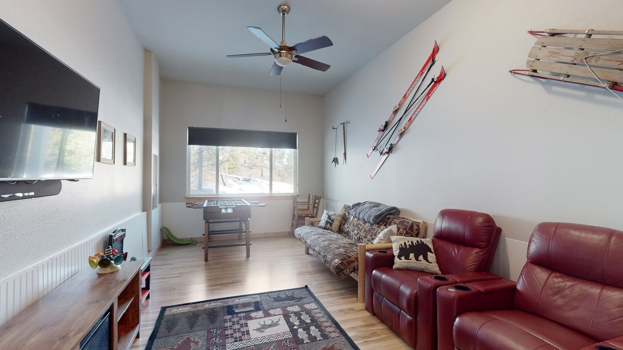 Photo of Livingroom in Cle Elum