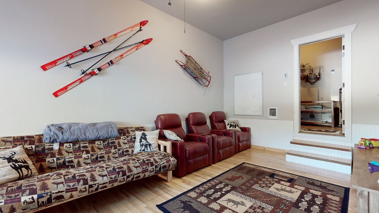 Photo of Livingroom in Cle Elum