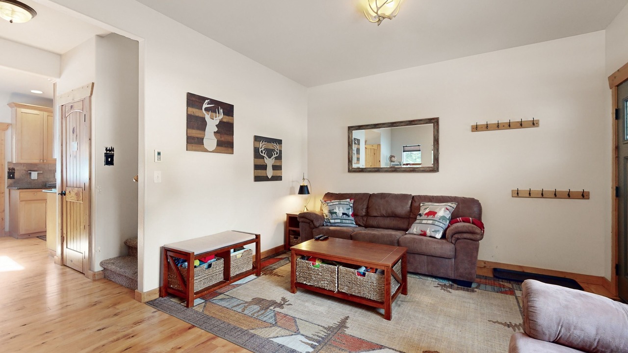 Photo of Livingroom in Cle Elum