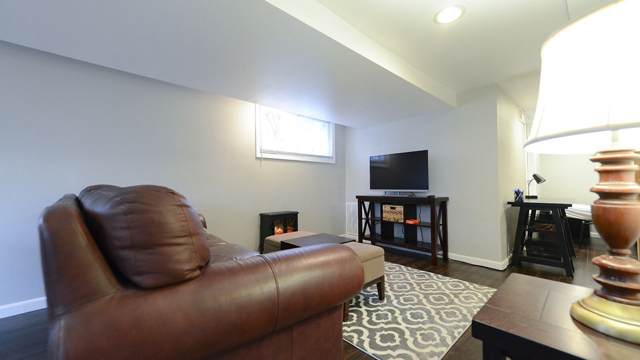 Photo of Livingroom in North End