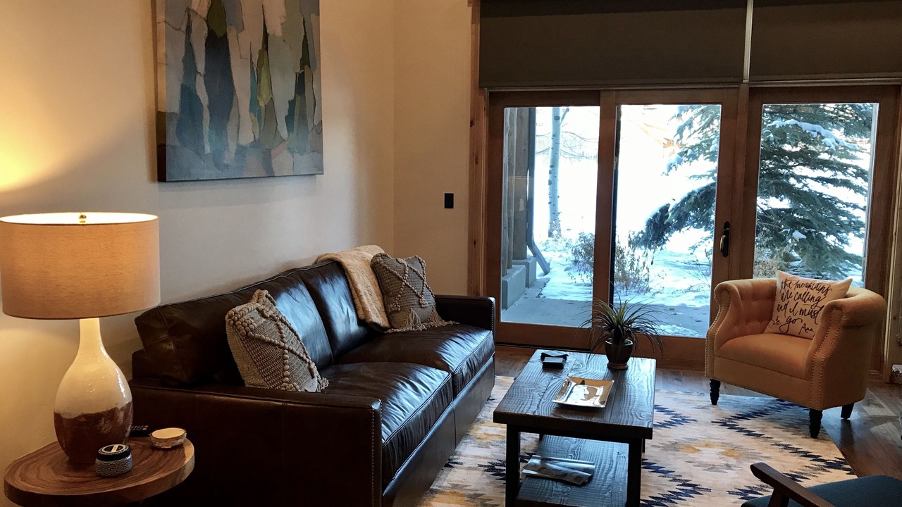 Photo of Livingroom in Victor