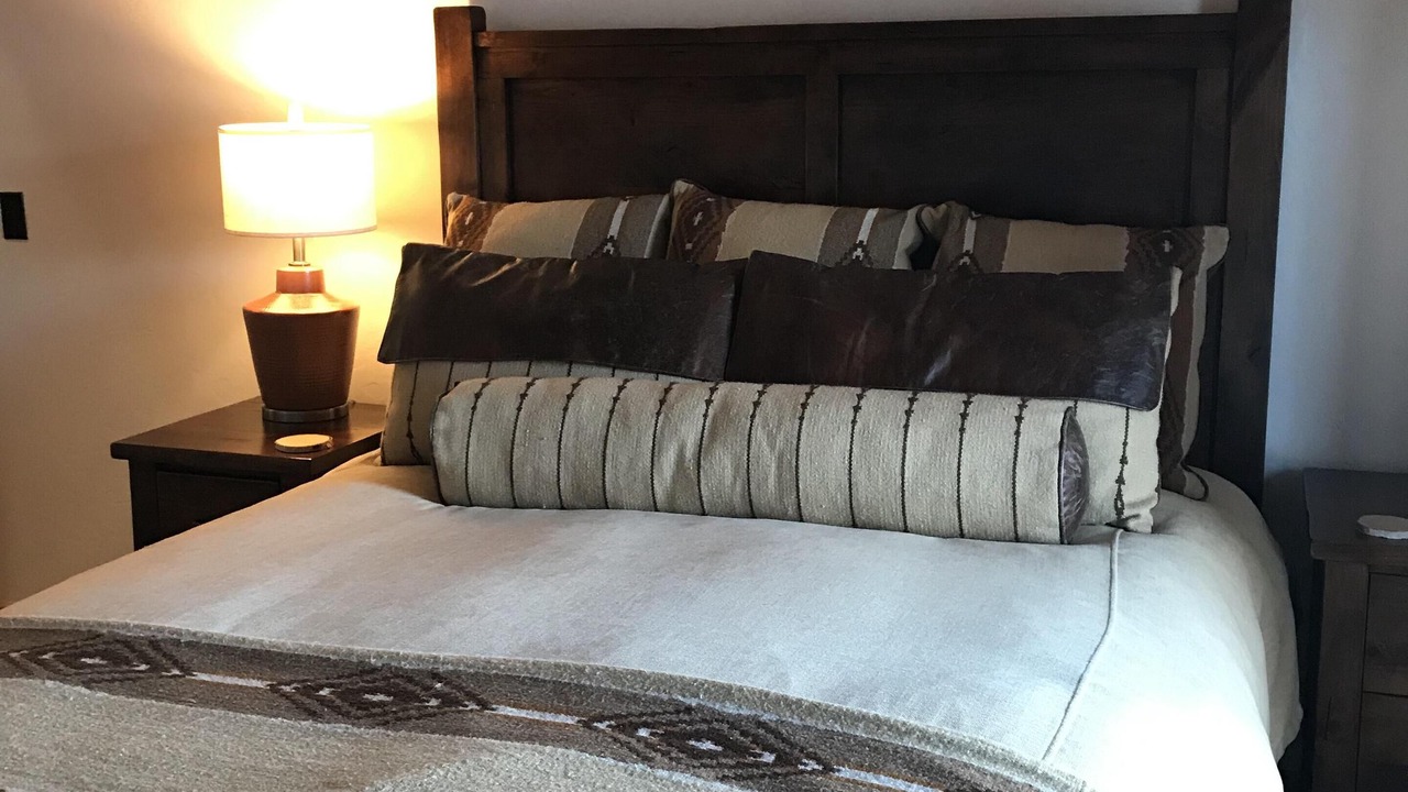 Photo of Bedroom in Victor