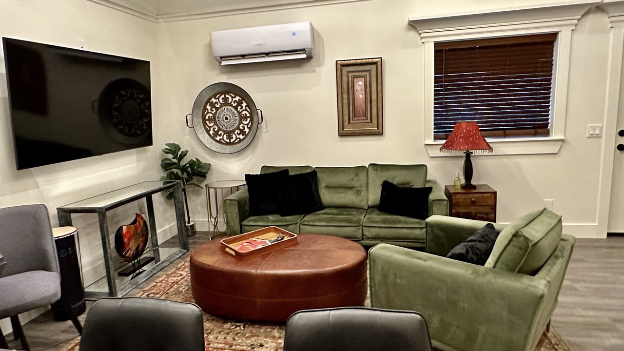 Photo of Livingroom in Lakewood