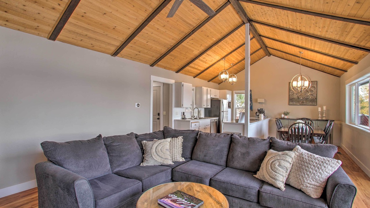 Photo of Livingroom in Hayden View Estates