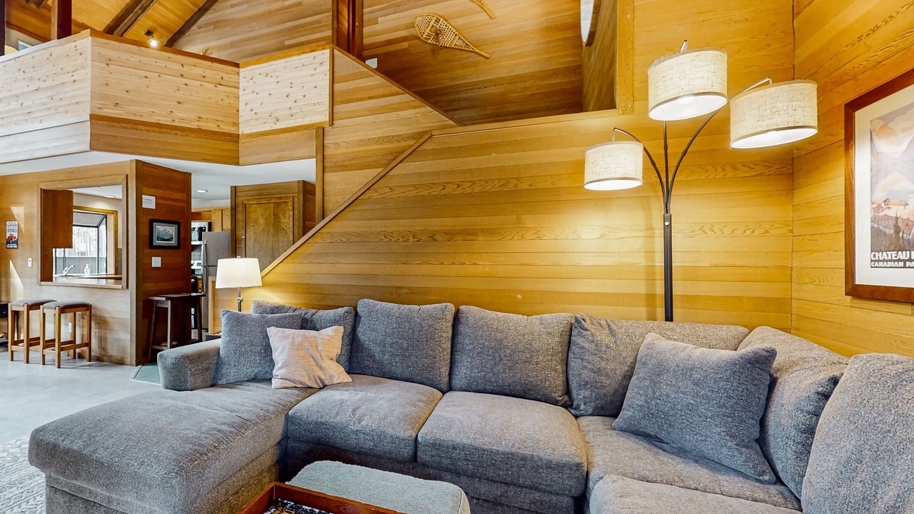 Photo of Livingroom in Black Butte Ranch