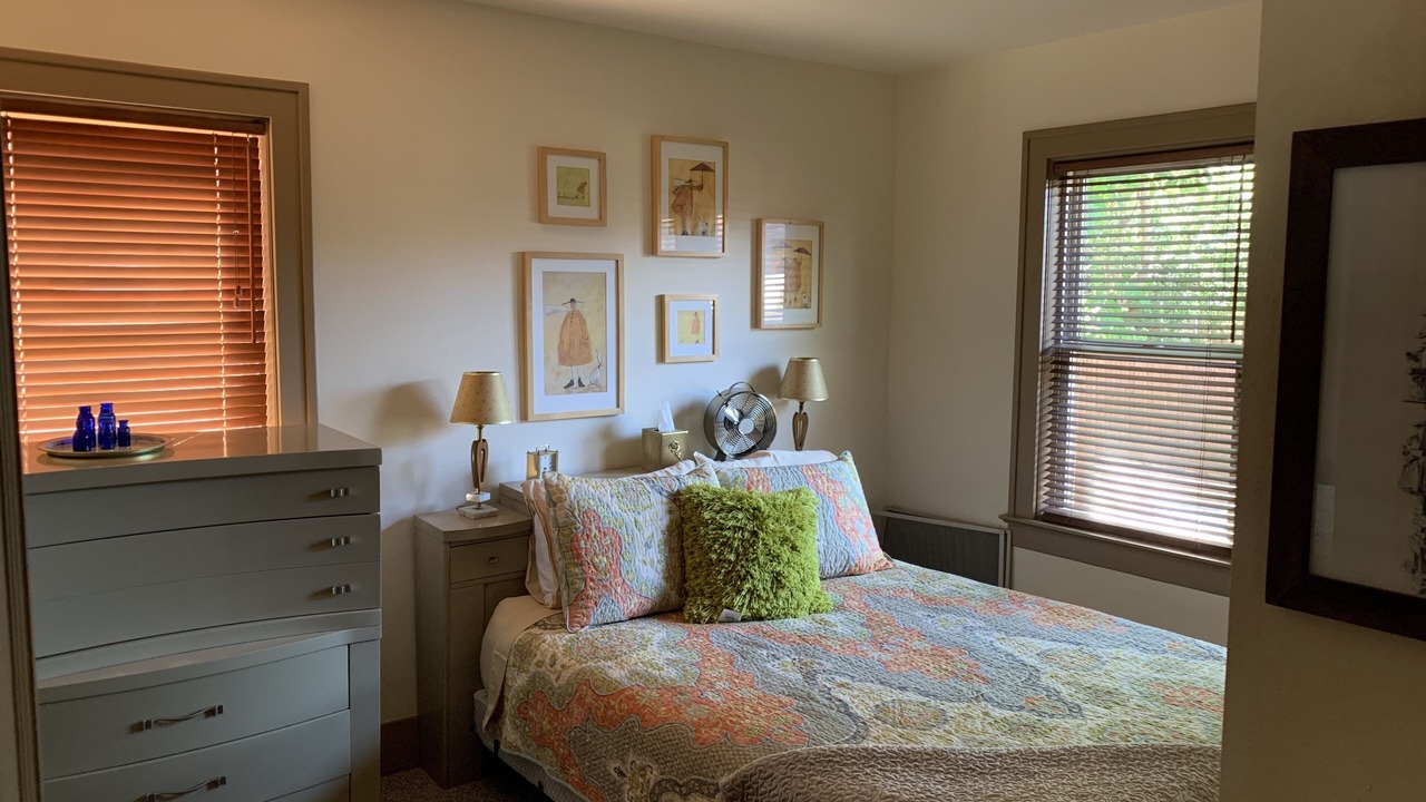 Photo of Bedroom in Baker City