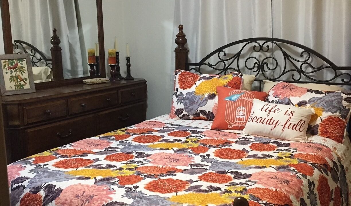 Photo of Bedroom in Baker City