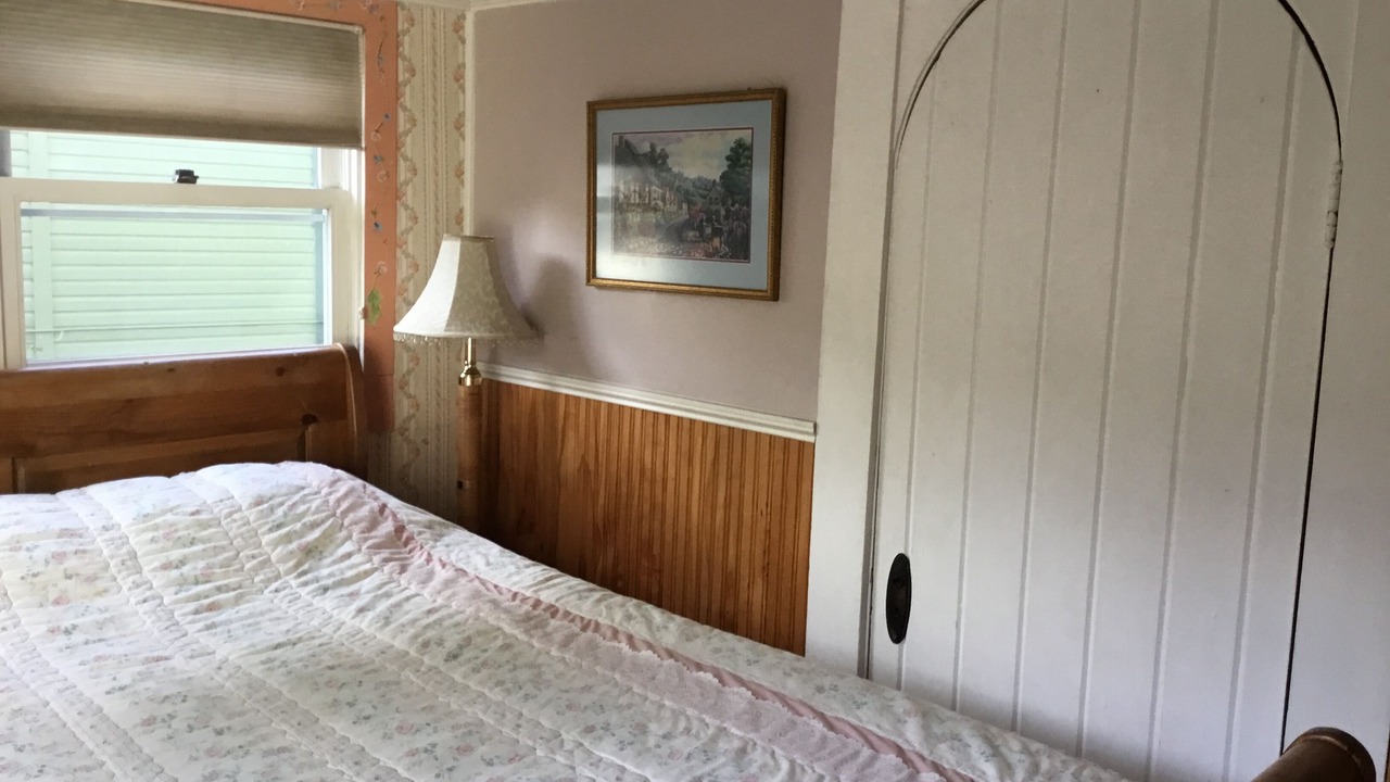 Photo of Bedroom in Historic Railroad District