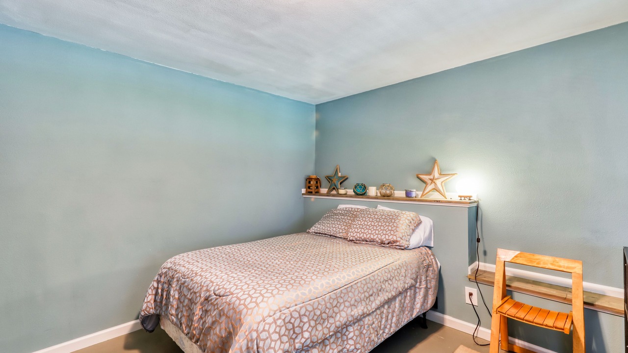 Photo of Bedroom in Anderson Island