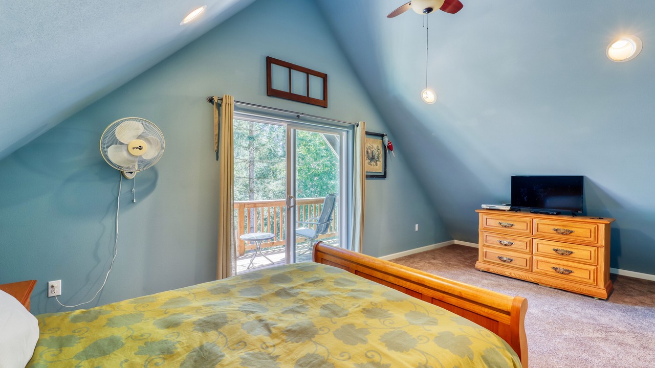 Photo of Bedroom in Anderson Island
