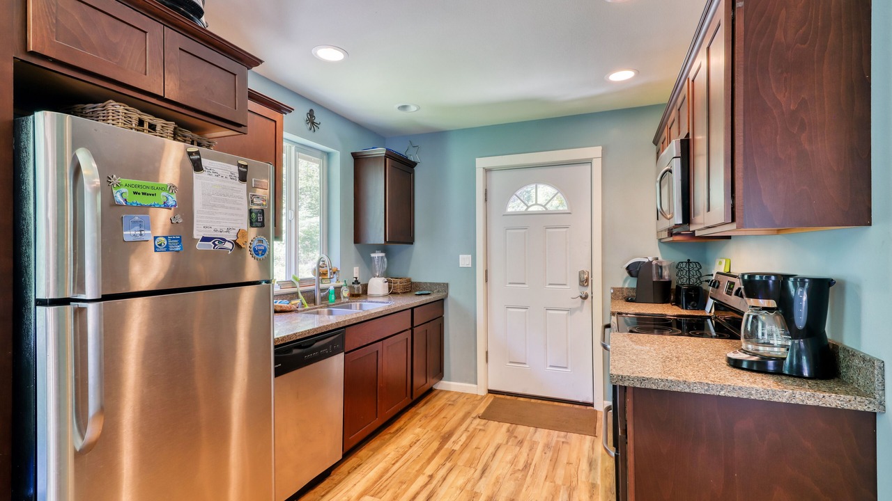 Photo of Kitchen in Anderson Island
