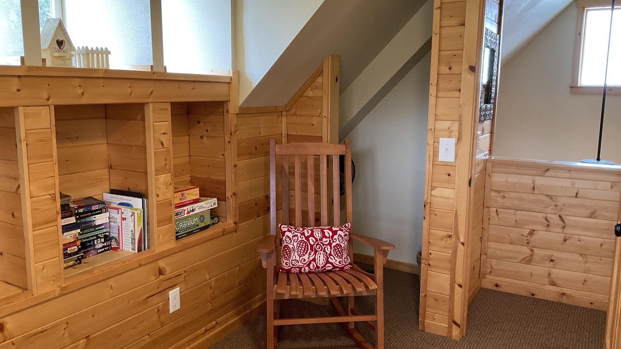 Photo of Bedroom in Eastsound