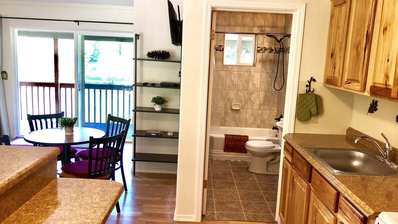 Photo of Kitchen in Trail