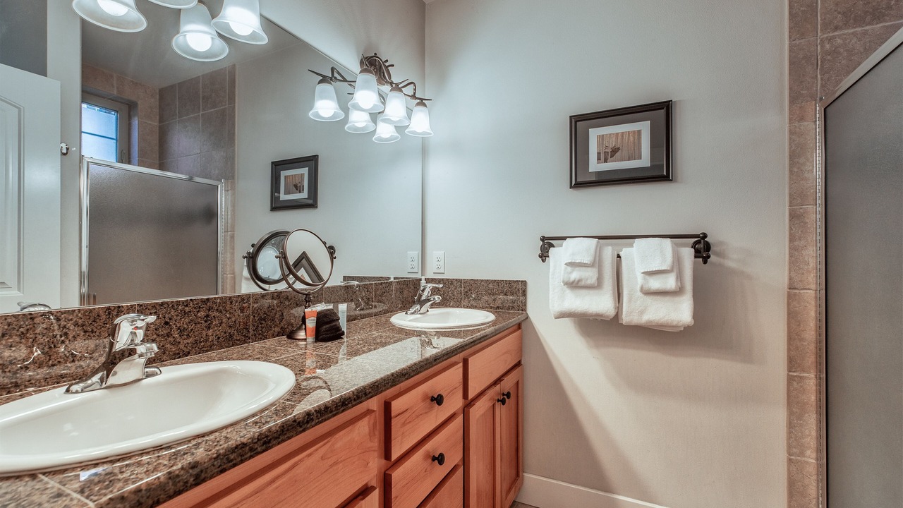 Photo of Bathroom in Dover Bay