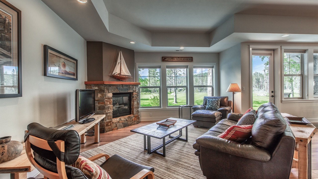 Photo of Livingroom in Dover Bay