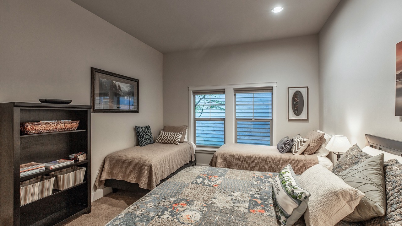 Photo of Bedroom in Dover Bay