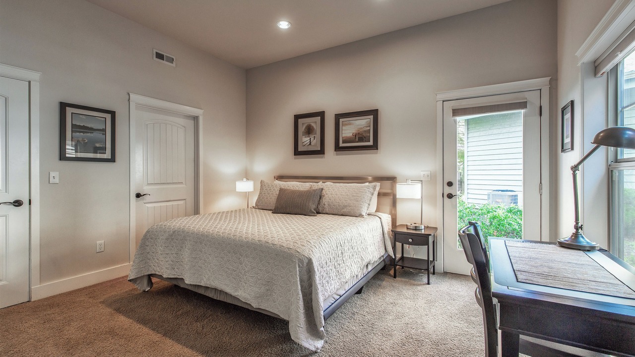 Photo of Bedroom in Dover Bay