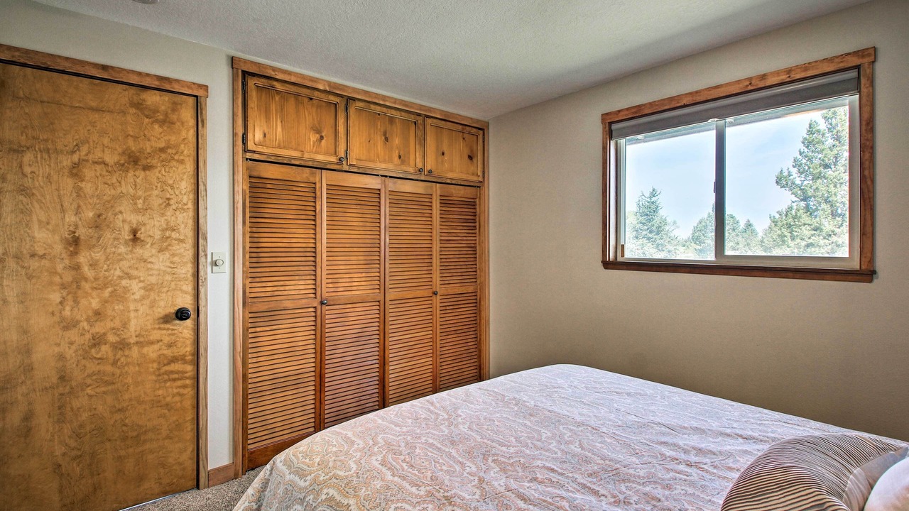 Photo of Bedroom in Bend