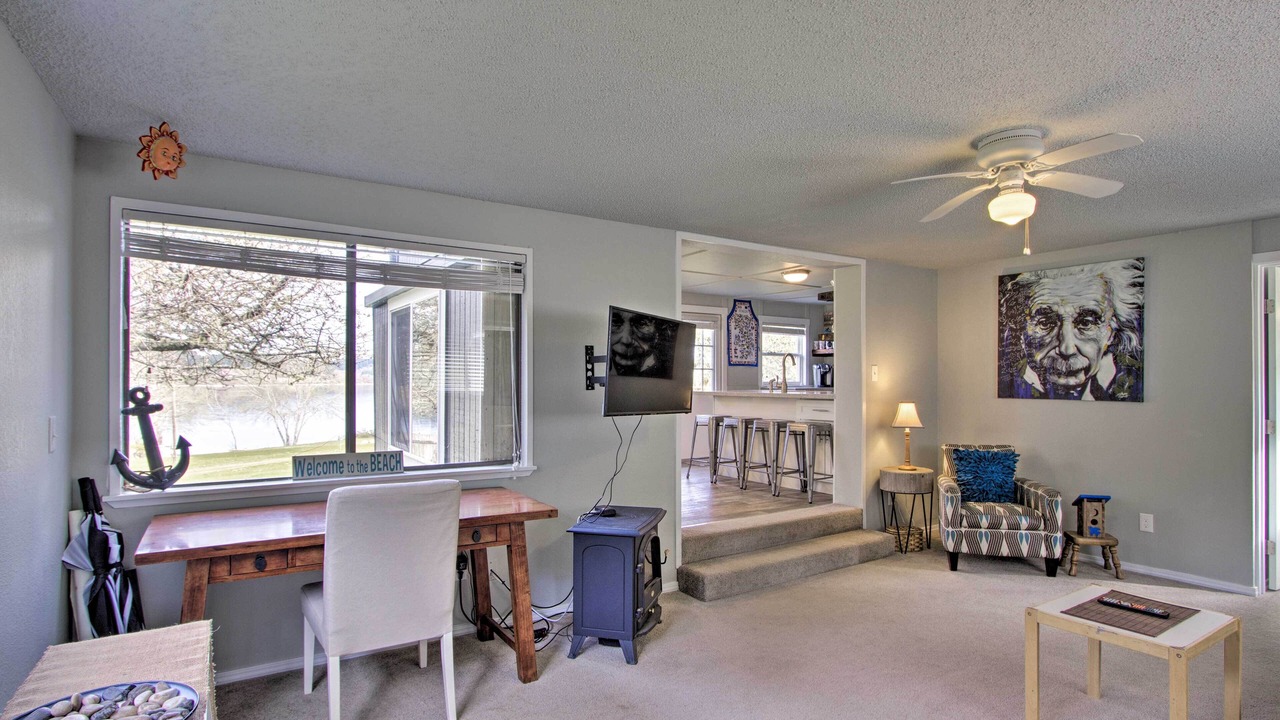 Photo of Bedroom in Anderson Island