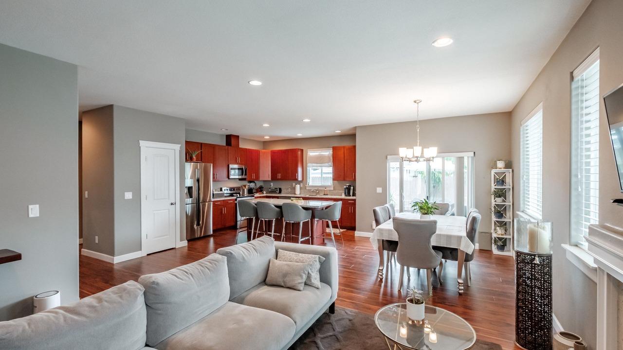 Photo of Livingroom in Salem