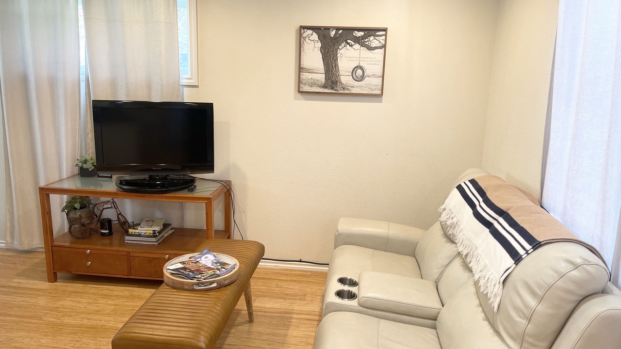 Photo of Livingroom in Medford