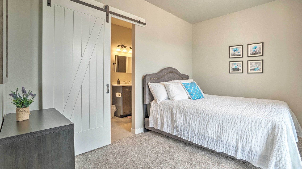Photo of Bedroom in Manson