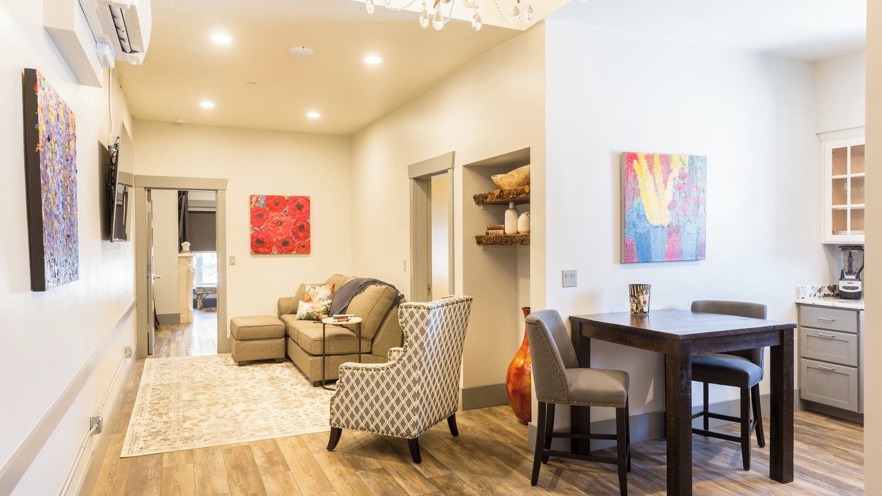 Photo of Livingroom in Roseburg