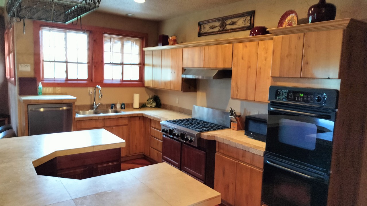 Photo of Kitchen in Garden City