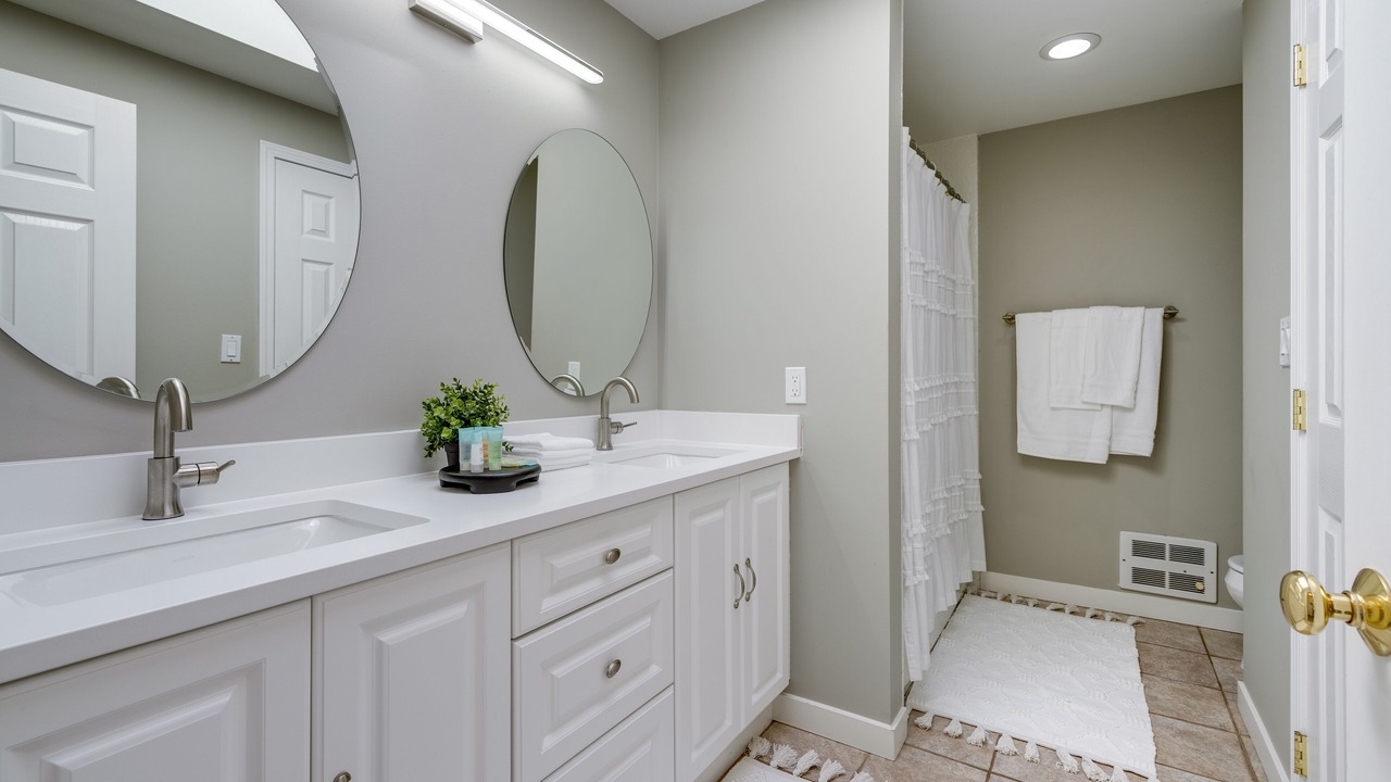 Photo of Bathroom in Woodinville