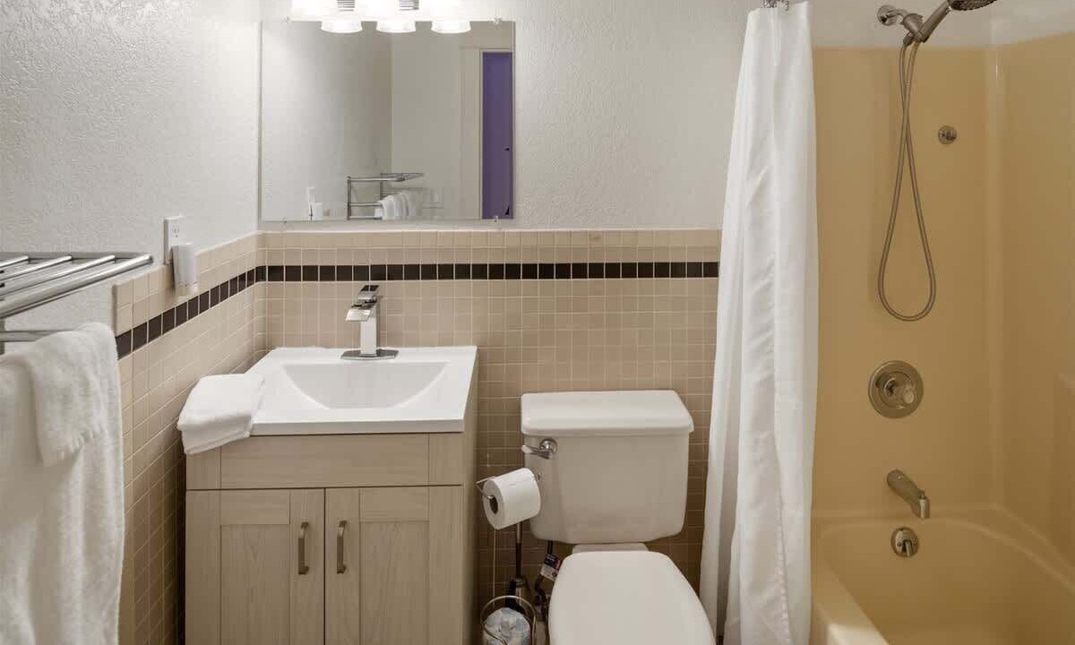 Photo of Bathroom in Sandpoint