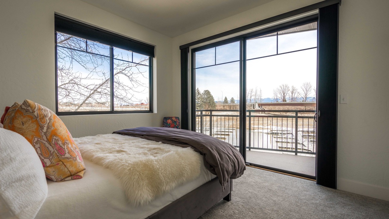 Photo of Bedroom in Sandpoint
