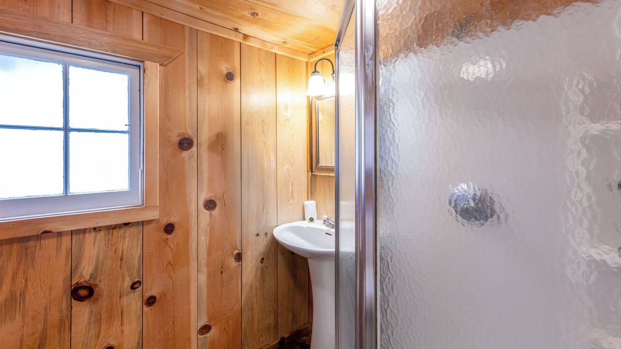 Photo of Bathroom in Prospect