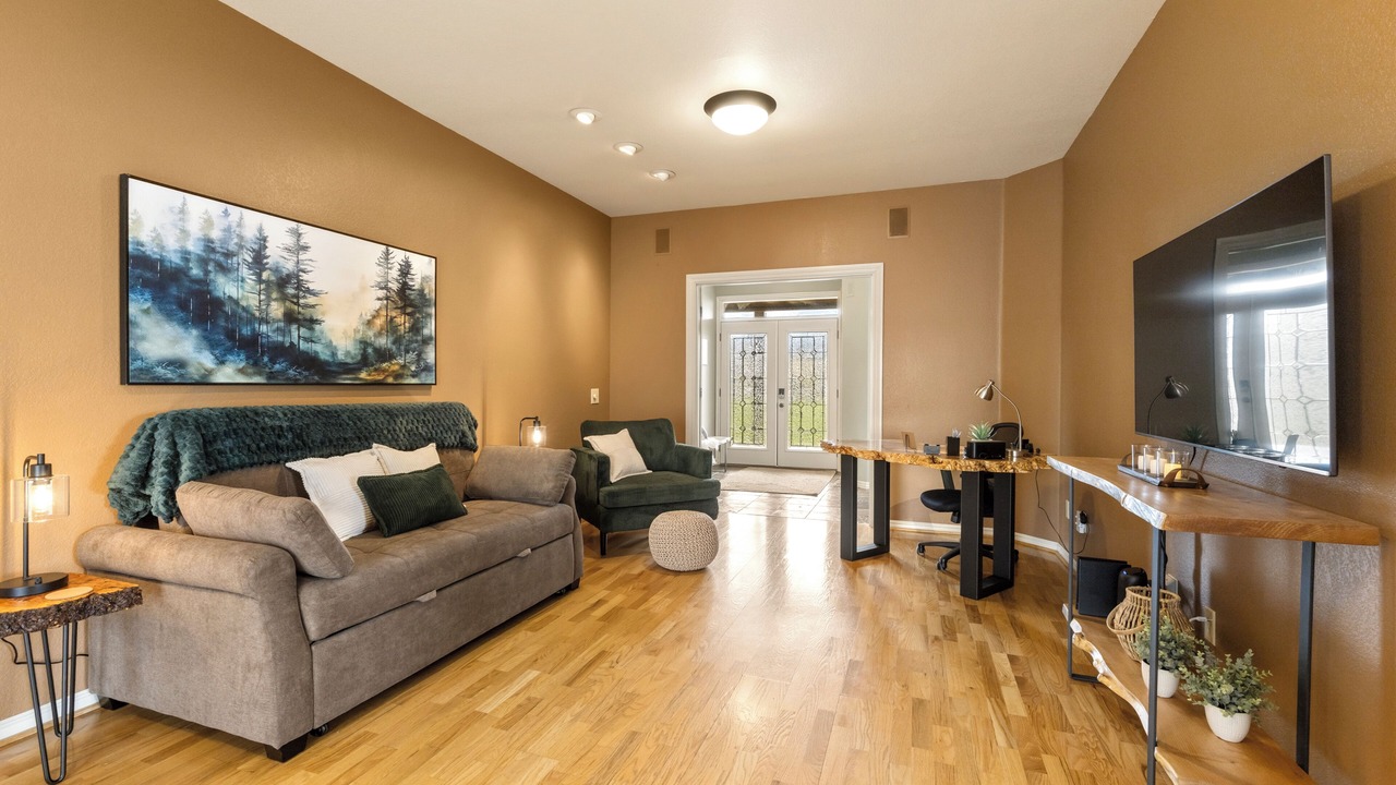 Photo of Livingroom in Altamont