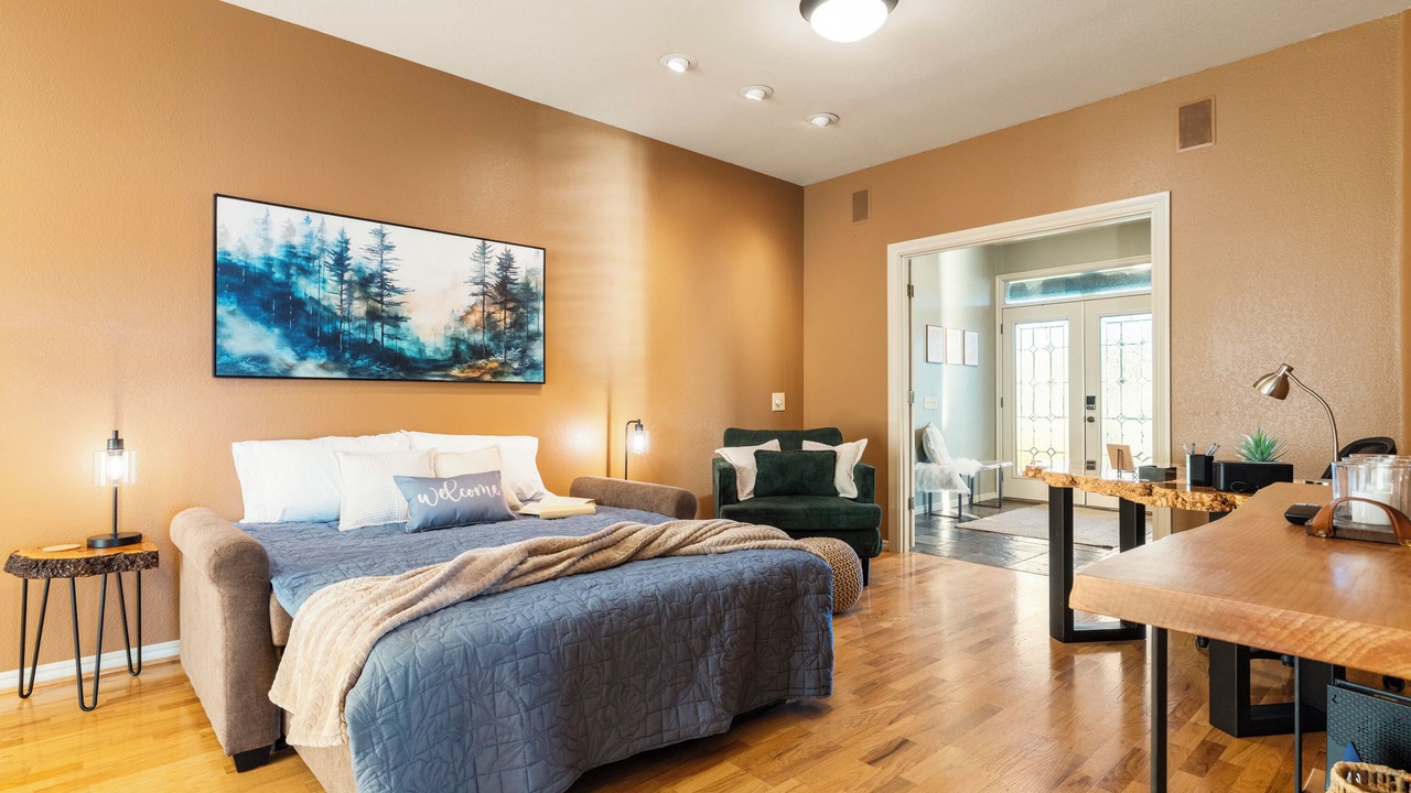 Photo of Bedroom in Altamont