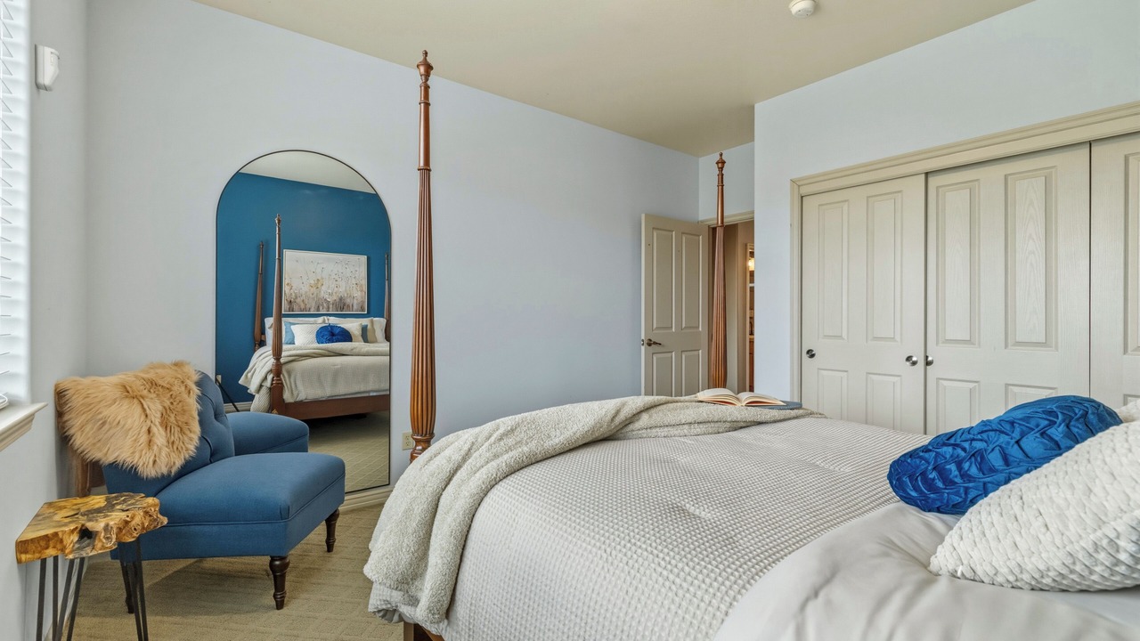 Photo of Bedroom in Altamont