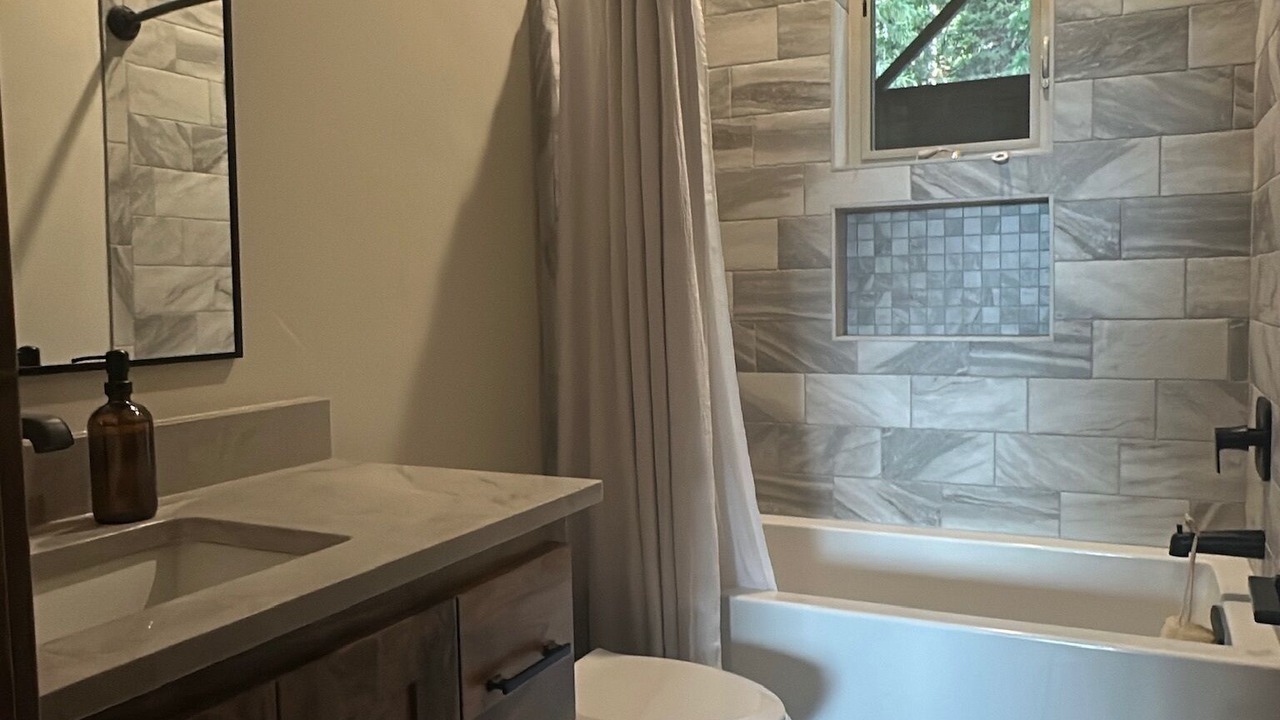 Photo of Bathroom in Crescent