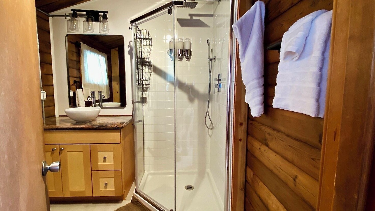Photo of Bathroom in Mazama