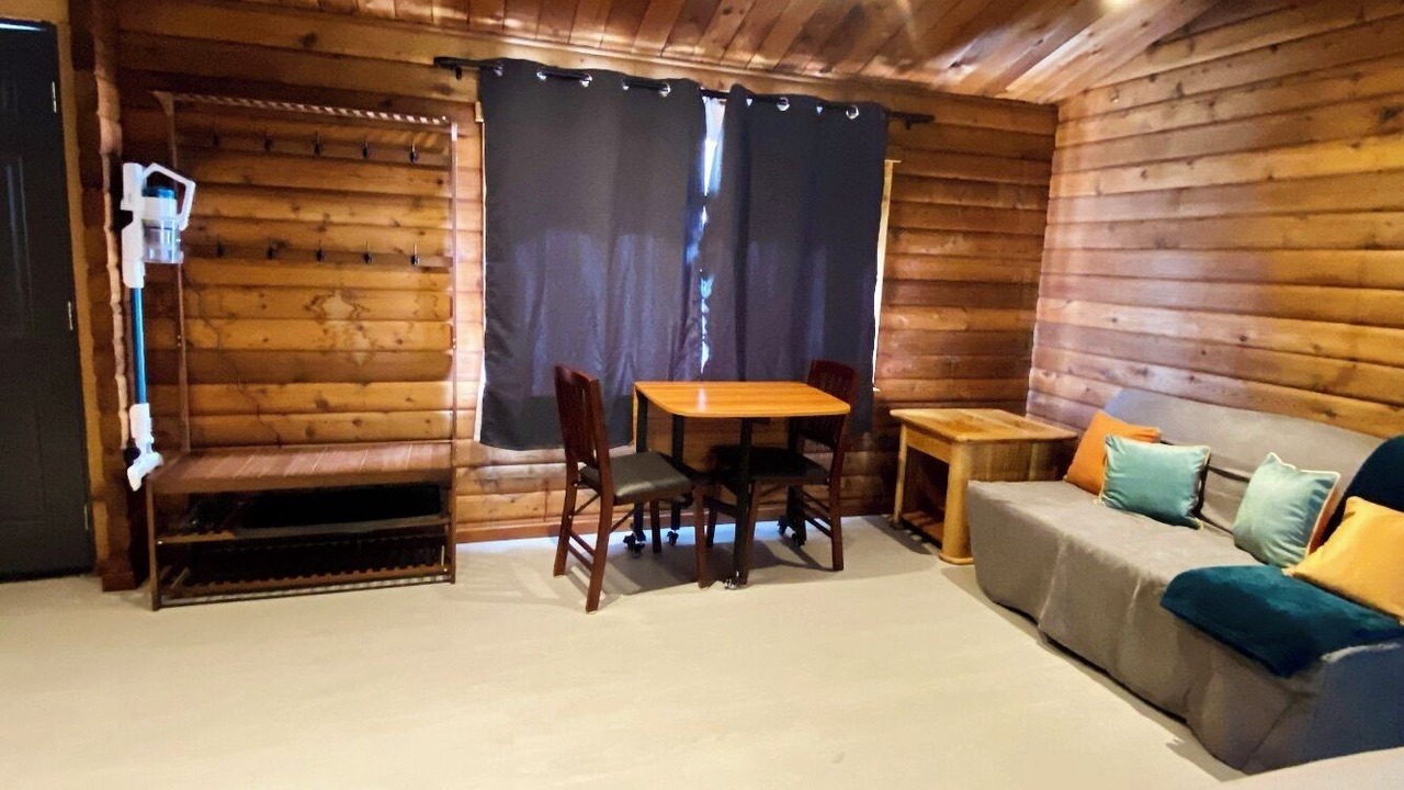 Photo of Livingroom in Mazama