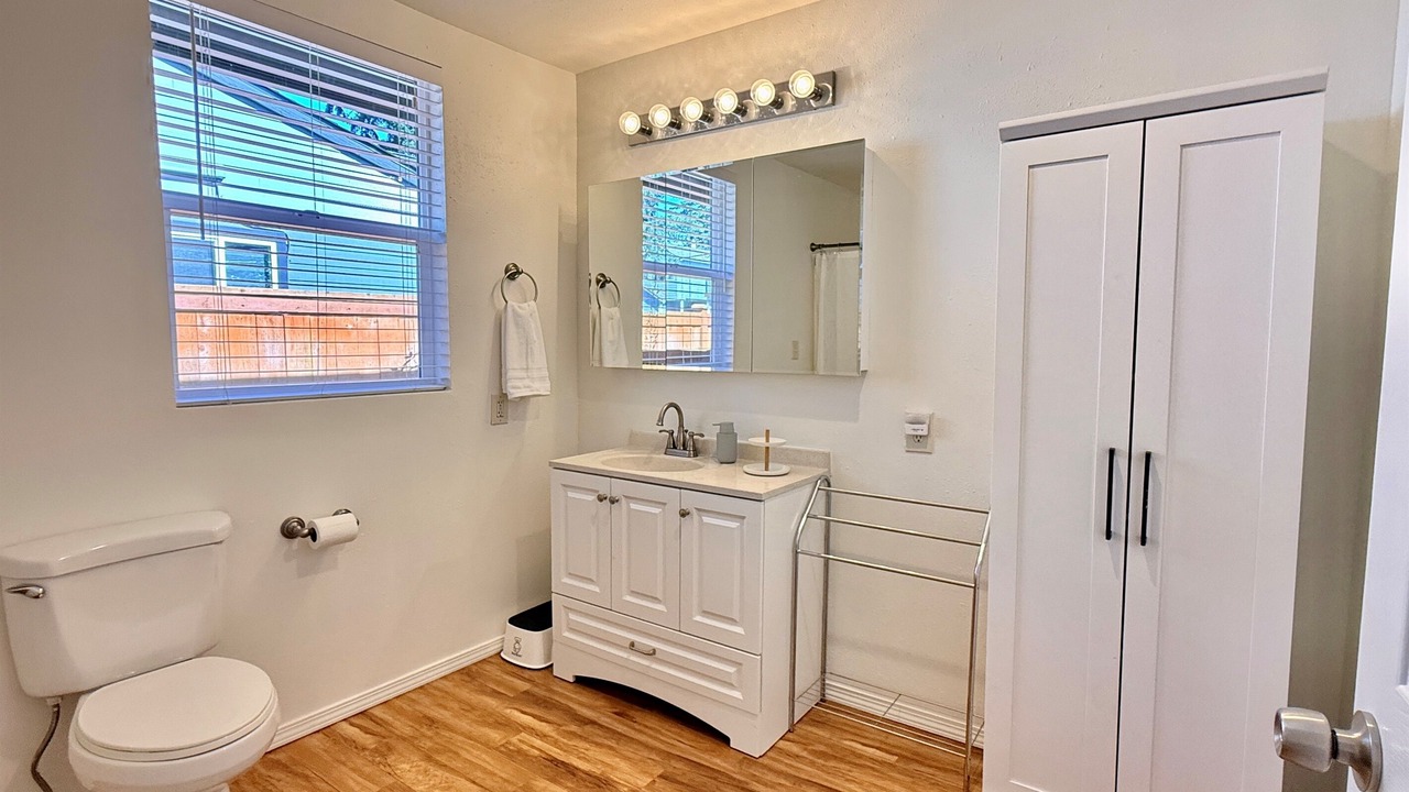 Photo of Bathroom in Haller Lake