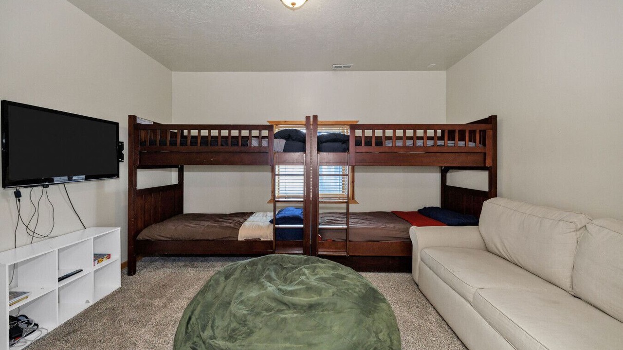 Photo of Bedroom in Garden City