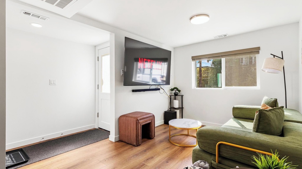 Photo of Livingroom in Burien