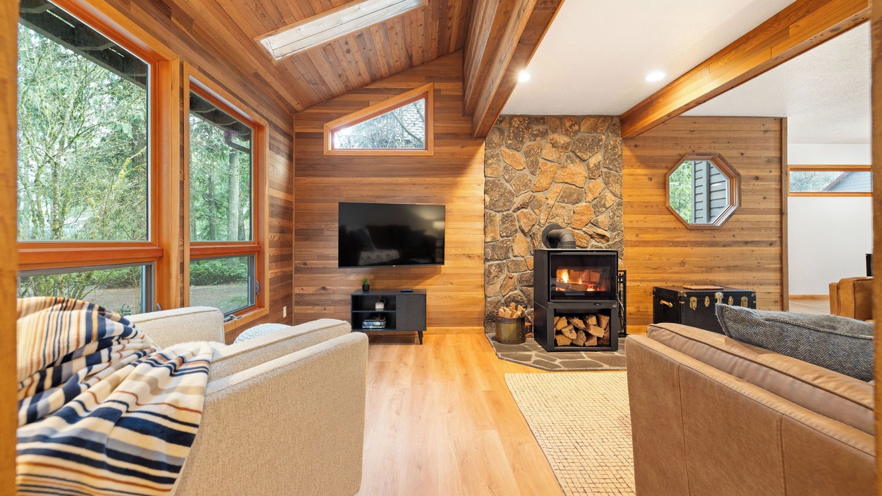 Photo of Livingroom in Mount Hood Village