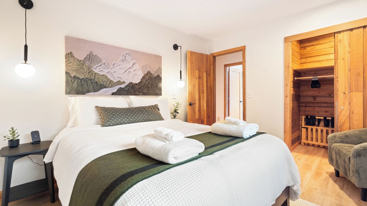 Photo of Bedroom in Mount Hood Village