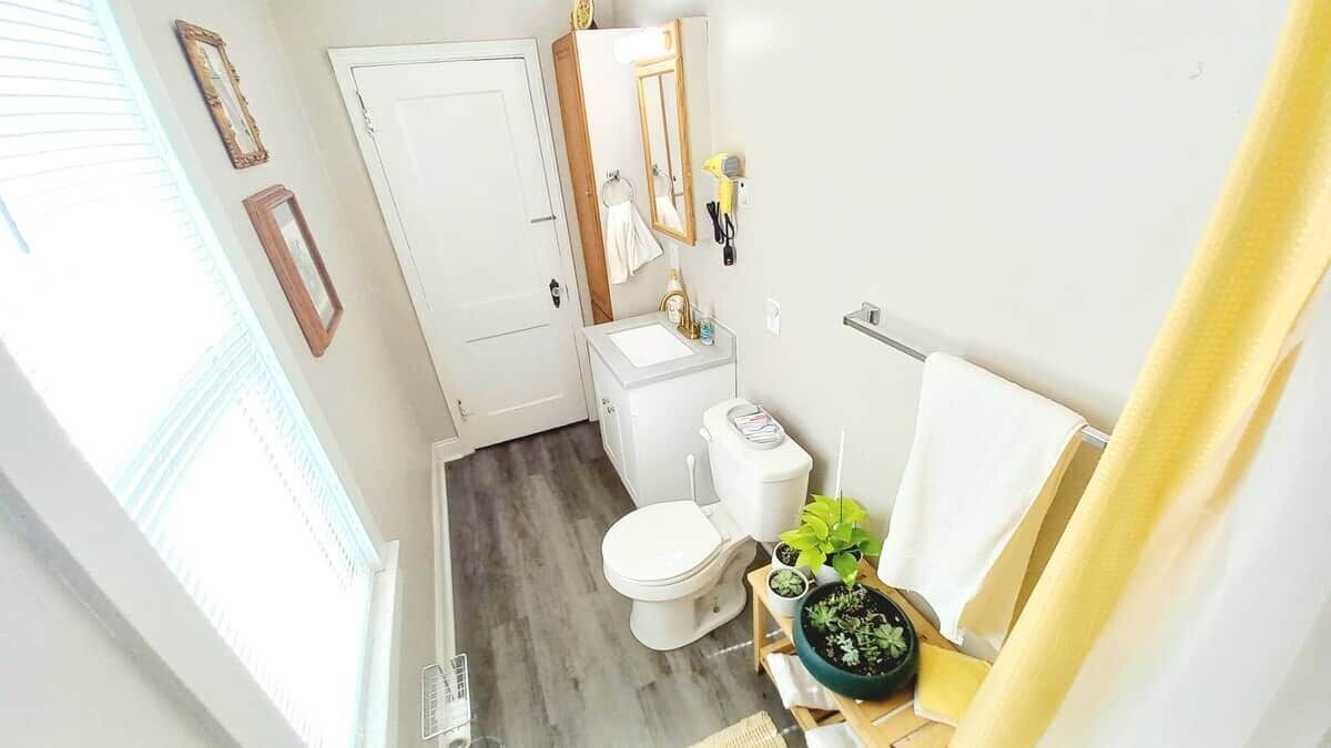 Photo of Bathroom in Ames