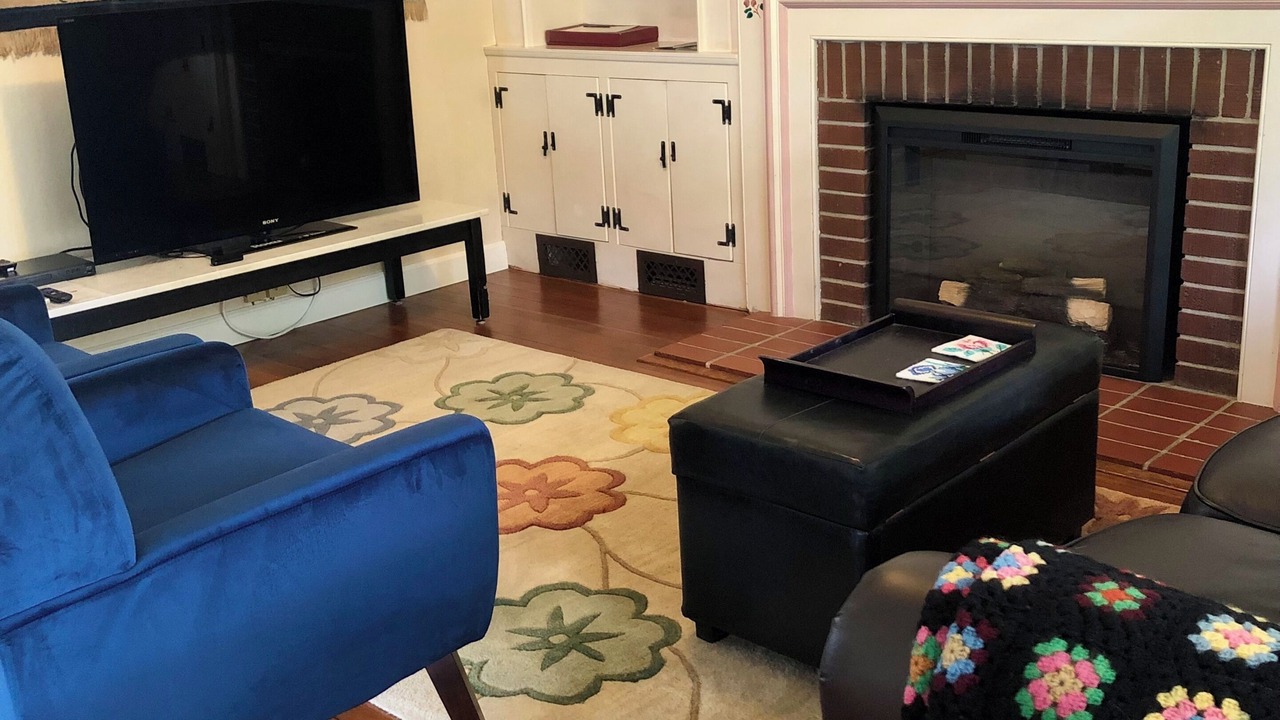 Photo of Livingroom in Jacksonville